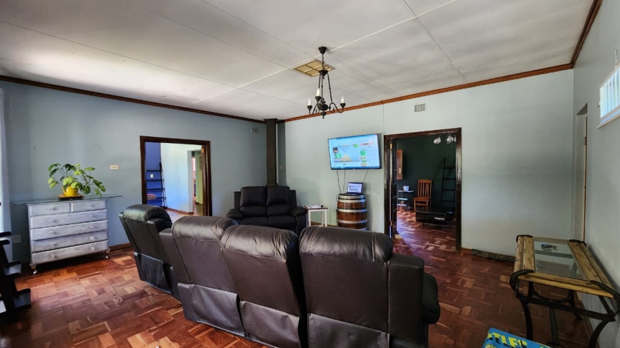 To Let 4 Bedroom Property for Rent in Dan Pienaar Free State